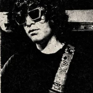 Dante García, teclados y guitarra
